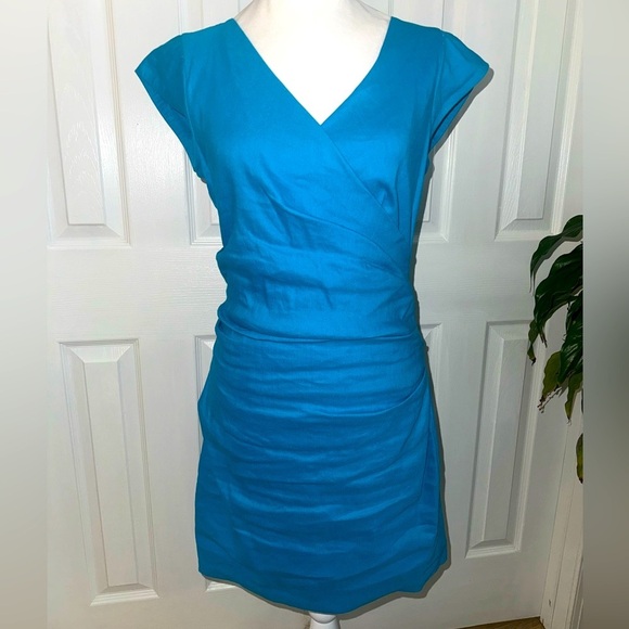 Nicole Miller Collection Linen Blend V-Neck Bodycon Ruched Cap Sleeve Dress 8